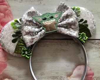 Star Wars Inspired Couture Baby Yoda Minnie Mouse ears headband-The Child inspired