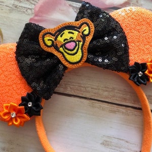 Tigger mouse ears headband- Halloween mouse ears- Dress up mouse- party headband- Pooh and Tigger
