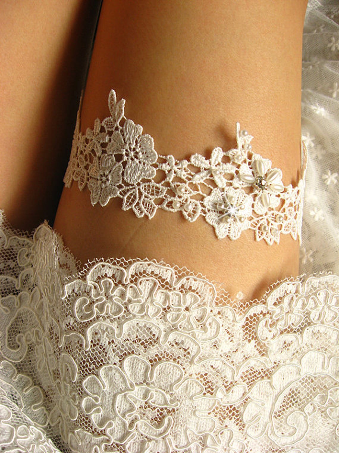 Bridal garter wedding garter off white lace garter bride