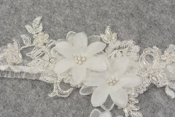 Bridal Garter Wedding Garter Bride Garter off-white Lace - Etsy UK