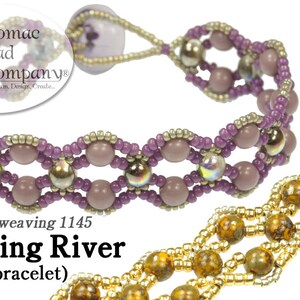 以下が含まれることがあります： 2つのビーズブレスレット。1つは紫と金のビーズ、もう1つは茶色と金のビーズ。紫のブレスレットには、白い背景に「Running River (bracelet)」と「Beadweaving 1145」の文字が書かれている。画像の左上隅には「The Potomac Bead Company」の文字も見える。