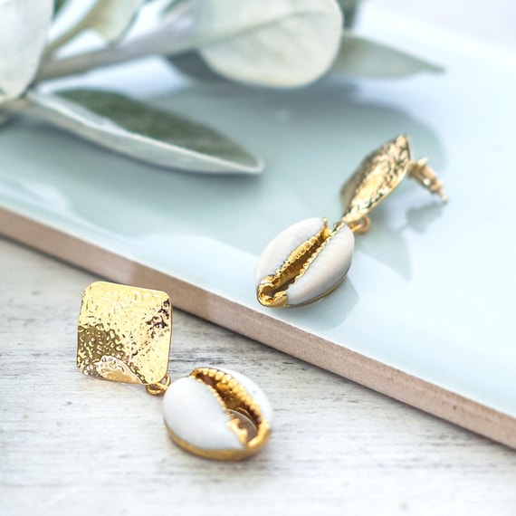 Hammered Gold Oceans Shell Earrings