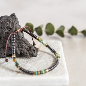 Men&#39;s Natural Green Jasper Stone Bracelet