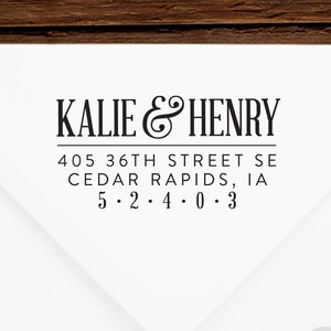 Stempel retouradres #80 - Houten of zelfinktende - Gepersonaliseerd - Cadeau, bruiloft, pasgetrouwd, housewarming - INCLUSIEF HANDVAT