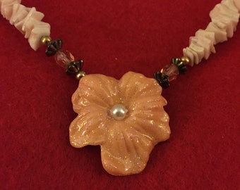 Vintage Peach Flowers Puka Shell Choker Necklace,Teen Necklace #942