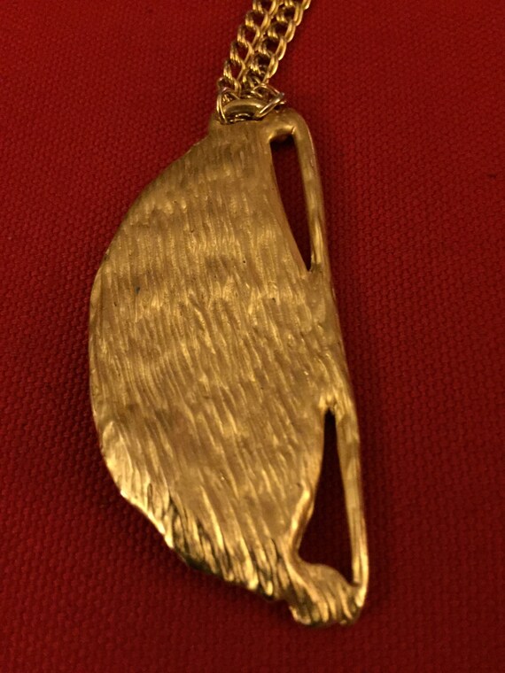 Trendy Gold Oyster Shell Necklace 