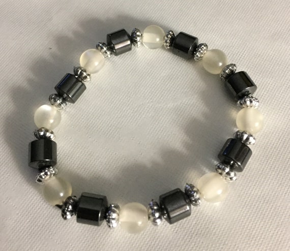 Magnetic Hematite and White Frosted Glass Beads/adjustable