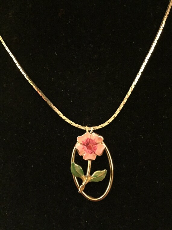 Pink Gold Tone Flower Pendant Necklace Pendants - Gold Flower Pendant Necklace Pink Gold Tone Flower Pendant Necklace Pendants - Gold Flower Pendant Necklace