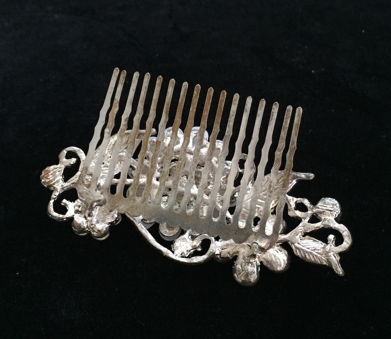 White Pearl,Iridescent Rhinestones and Flower Wedding Hair Comb, Pearl Hair Comb for Wedding, Silver Hair Wedding Day comb 1111 image 6