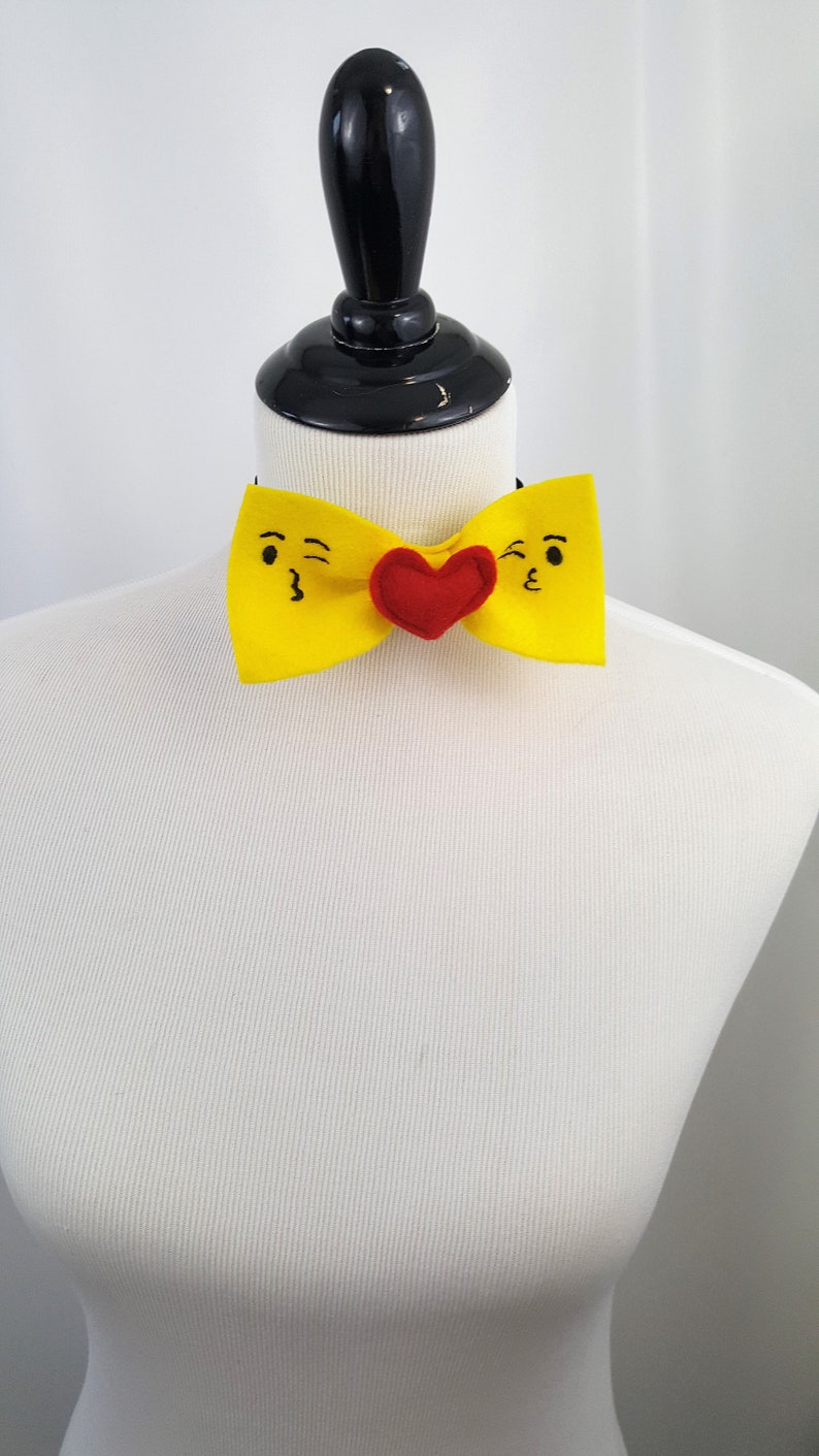 Wink Kiss Emoji Bow Emoji Bow Emoji Headband Emoji Hair Etsy