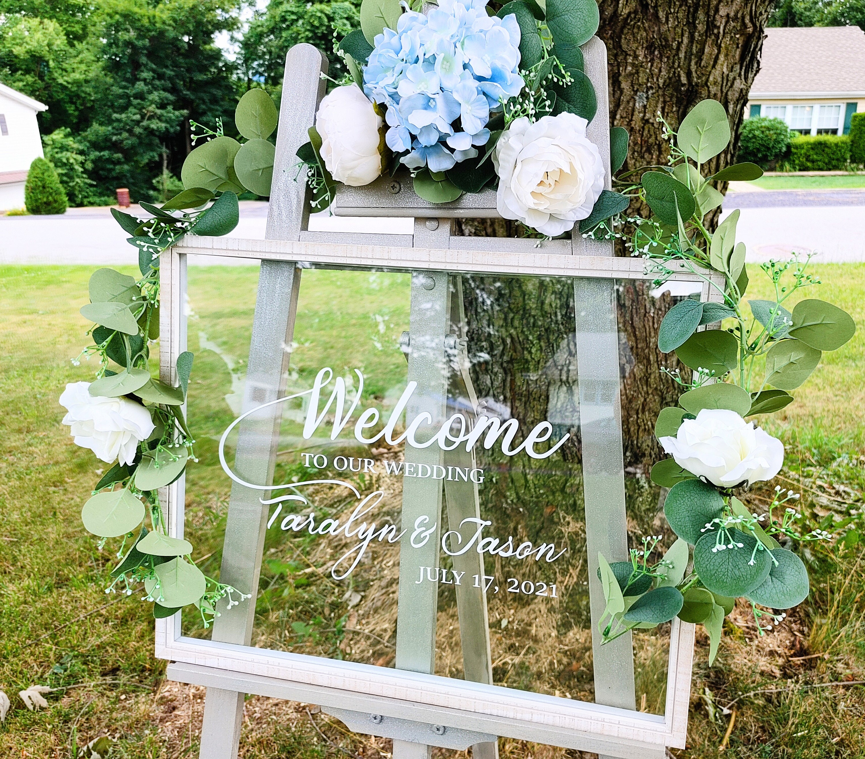 Personalized Wedding Welcome Glass Sign: Distressed White Frame, Photo Option