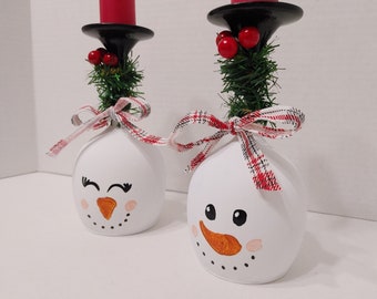Dipinto a mano allegro pupazzo di neve o pupazzo di neve calice bicchiere di vino portacandele tealight con ghirlanda, regalo di Natale, decorazioni invernali