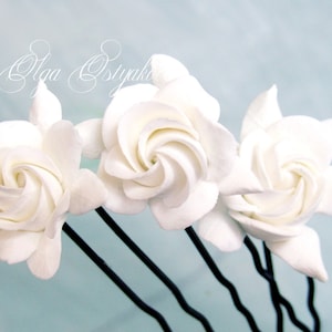 Gardenia hair pins. Wedding gardenia hair pin set.  White gardenia hair pins.