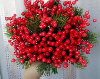 winter berry bouquet, red berry bouquet, red winter bouquet with boutonniere, pine boutonniere, pine bouquet