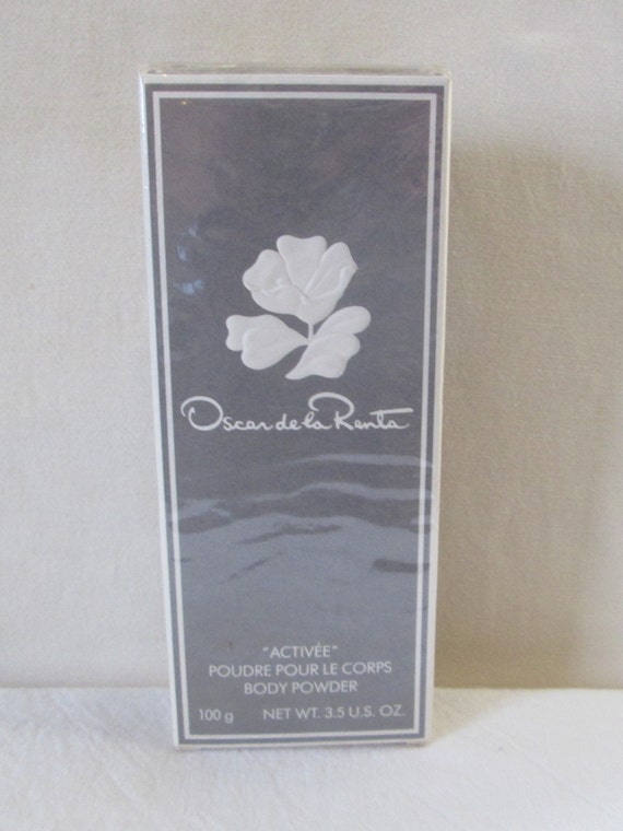 oscar de la renta body powder