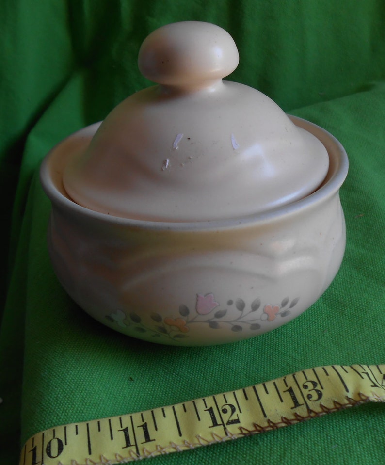 USA Pfaltzgraff Sugar Bowl /& Lid Flowers Vintage
