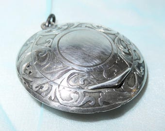 Antique Sterling Silver Engraved Chatelaine Compact Case Pendant - Sterling & Vermeil Snuff Box - Mirrored Compact - Mauser Mfg. Co.