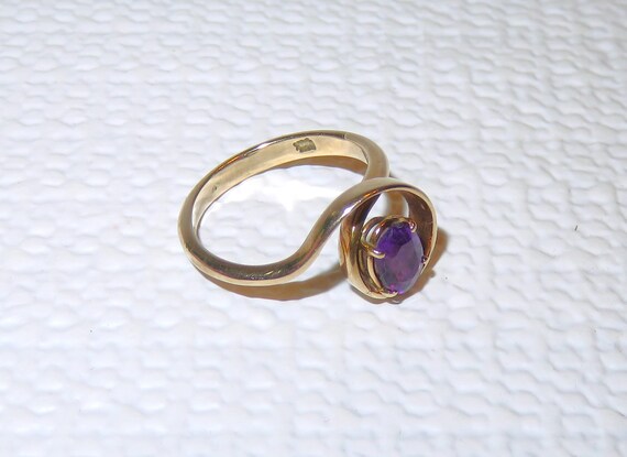 Lovely Vintage 14K Solid Gold & Amethyst Ring - Y… - image 6