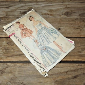 Vintage 1961 Simplicity Wedding Dress or Bridesmaid Dress Pattern #8343 Junior Size 11 - Bridal Gown - Brides Wedding Gown