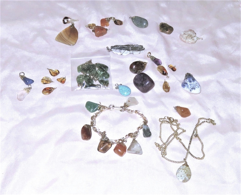 Vintage Polished Stones Jewelry Lot - Lace Agate Neclace - 7 Stone Bracelet - 35 Loose Pendants - Agates - 13 Wire Wrapped - Filigree Capped image 1