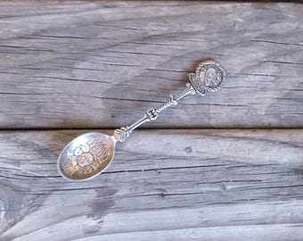 Vintage Collectible Silver Christmas Spoon - Repousse Noel Chior Bowl & Embossed Holy Family 1980 Handlle - Holland Made - Silver Plate