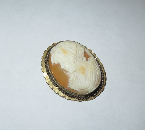 Broche Ou Pendentif Camée Ancien En Coquille - Portrait De Femme, Plaqué Or, Occasion