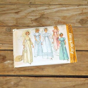 Vintage 1969 Simplicity Wedding Dress or Bridesmaid Dress Pattern #8589 Size 10 - Bridal Gown - Brides Wedding Gown