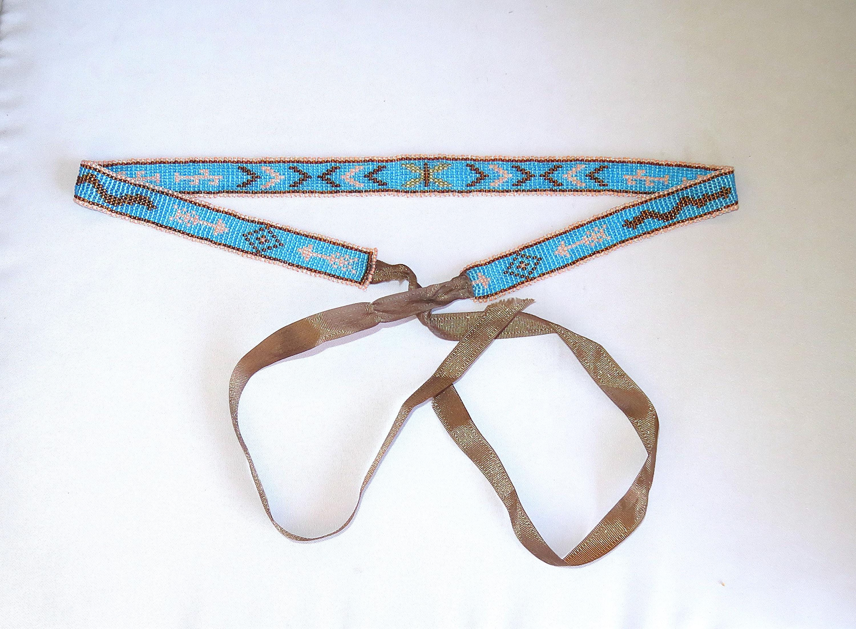 Vintage Hand-crafted Glass Beaded Native American Indian  display picture 2