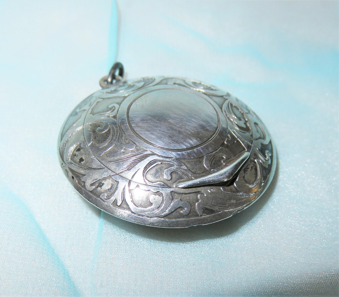 Antique Sterling Silver Engraved Compact Case Pendant - Etsy