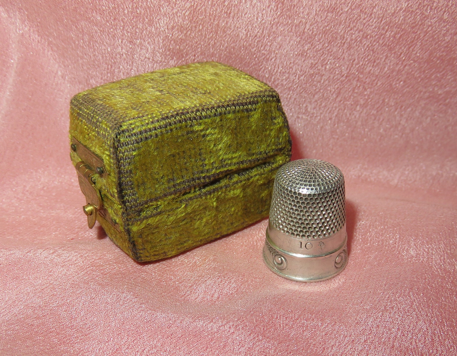 Victorian Antique Velvet Thimble Holder & Sterling Silver Etsy