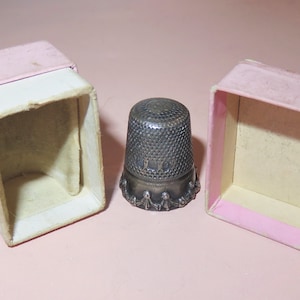 Antique Sterling Silver Gebruder Gabler Germany Thimble - Velvet Lined Thimble Holder Display Jewelers Box - Applied Floral Draped Swags