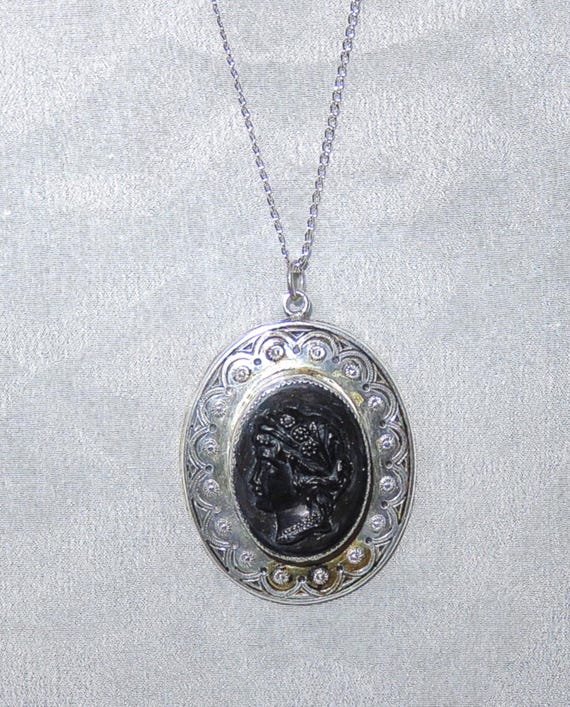 Vintage Coro Sterling Silver Cameo Pendant Necklace with Sterling Silver Necklace Chain-Designer Signed Cameo Pendant Necklace