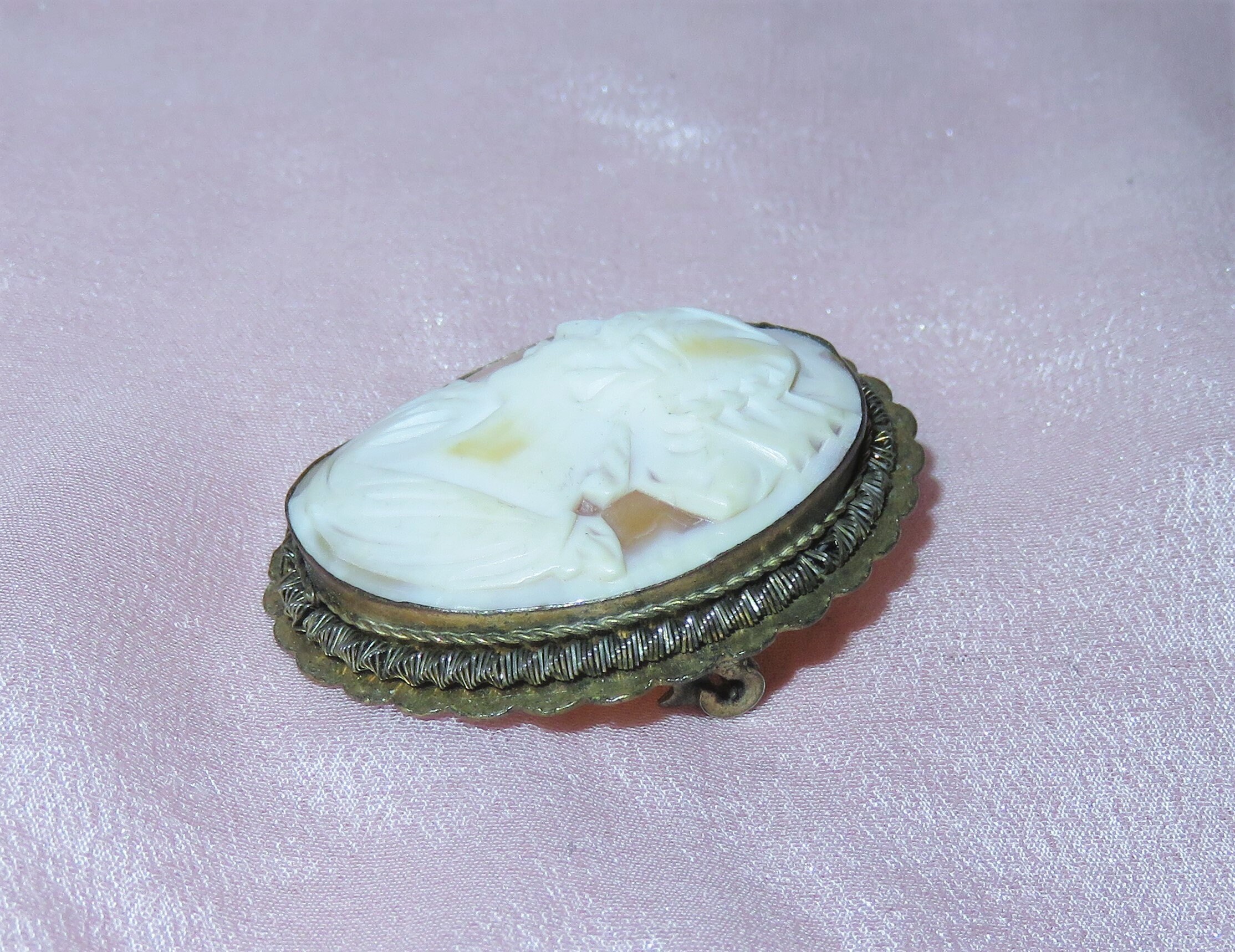Ancienne Broche Ou Pendentif Camée Coquille Portrait Femme - Plaqué Or, Vintage, Occasion