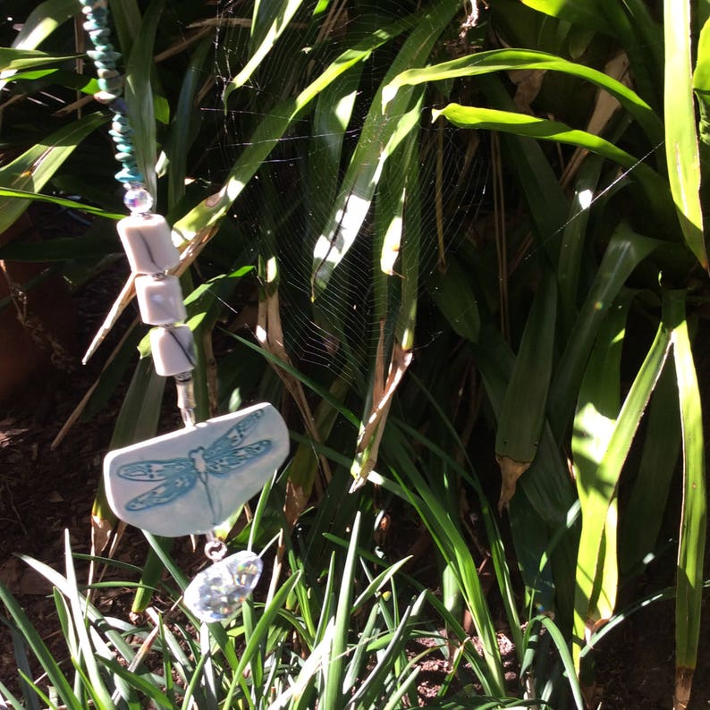 DFSC1 Porcelain turquoise dragon fly with turquoise,amethyst,fluorite stained porcelain marbelized beads sun catcher
