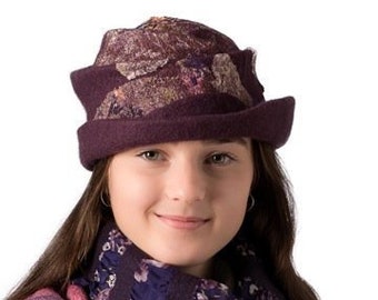 Aubergine handmade felt hat