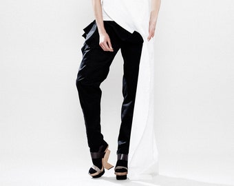 Pantaloni neri a vita bassa, pantaloni gotici, pantaloni steampunk, pantaloni affusolati, abbigliamento decostruito, pantaloni neri da donna