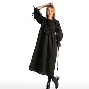 Zwarte jurk met lange mouwen, dames midi-jurk, zwangerschapsjurk, minimalistische kleding, lange damesjurk met losse pasvorm