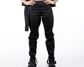 Pantalon noir taille haute, Pantalon femme coupe classique et jambe droite, Pantalon avec décorations sur les chevilles