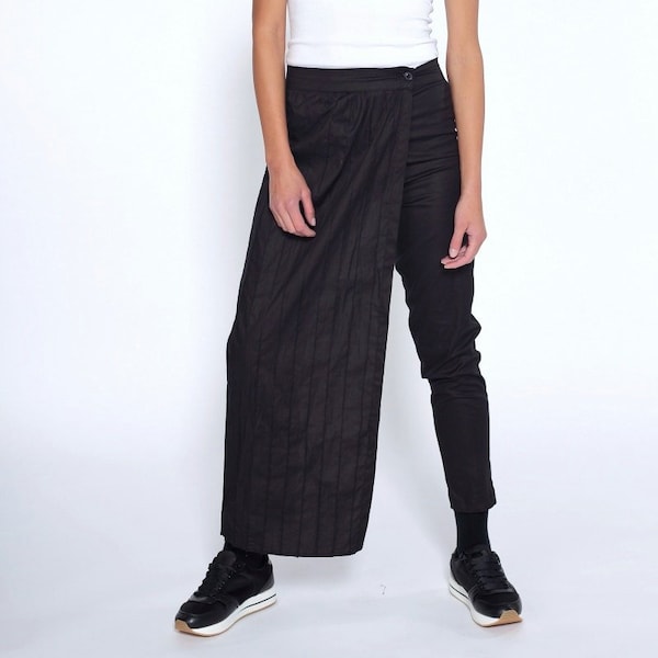 Black Skirt Pants, Japanese Clothing, Wide Leg Pants, Tapered Pants, Steampunk Pants, Futuristic Clothing, Avant Garde Pants, Plus Size