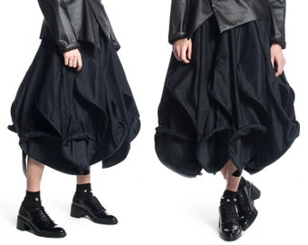 black balloon skirt outfit