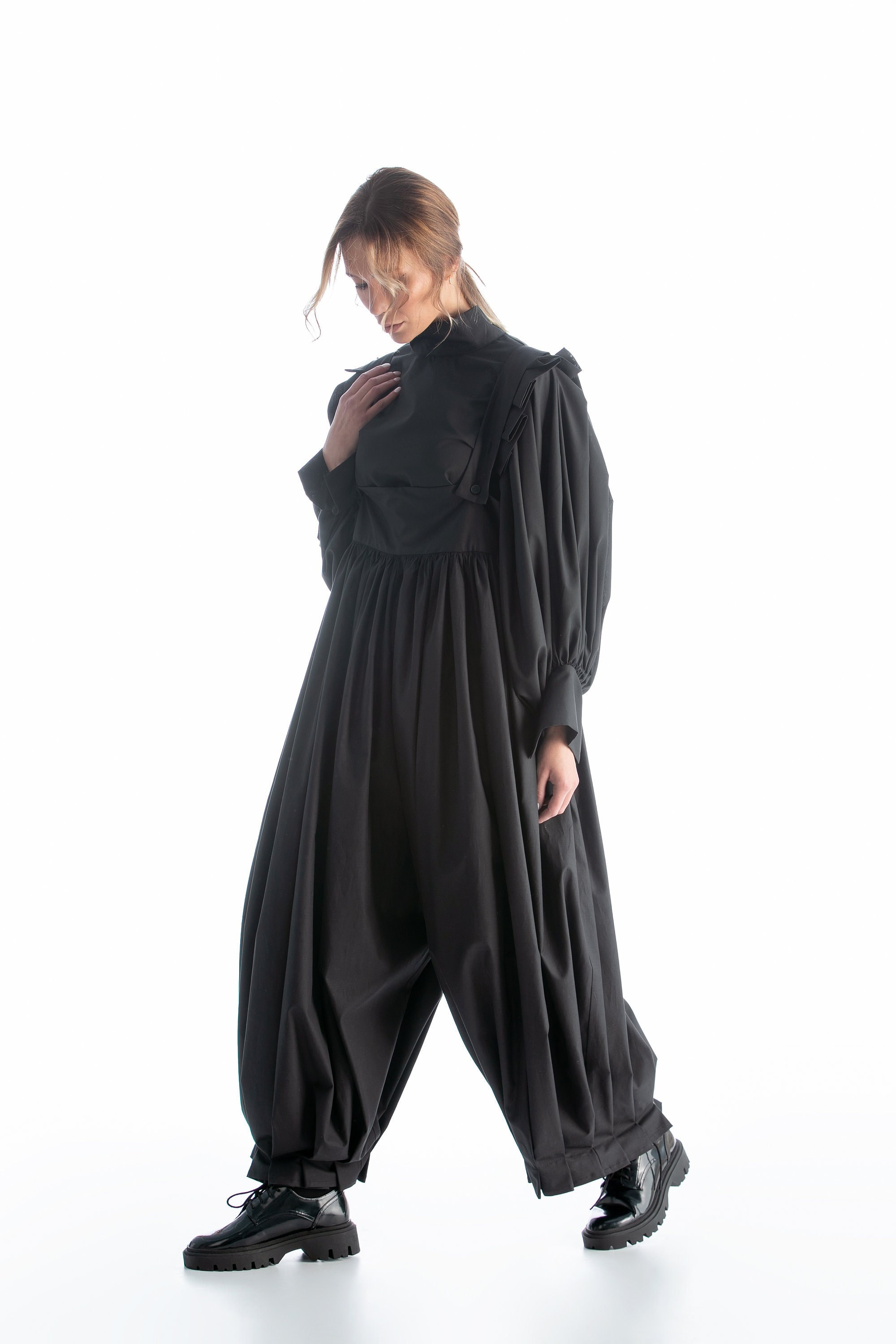 Loose Fit Woman