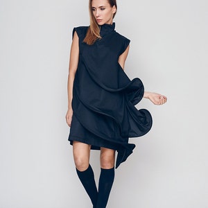 Vestido de cóctel azul marino, vestido formal, vestido de invitada de boda, ropa de vanguardia, vestido de noche, ropa futurista, vestido extravagante imagen 2