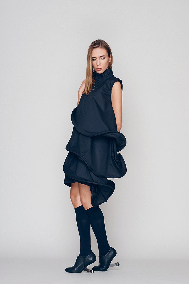 Vestido de cóctel azul marino, vestido formal, vestido de invitada de boda, ropa de vanguardia, vestido de noche, ropa futurista, vestido extravagante imagen 3