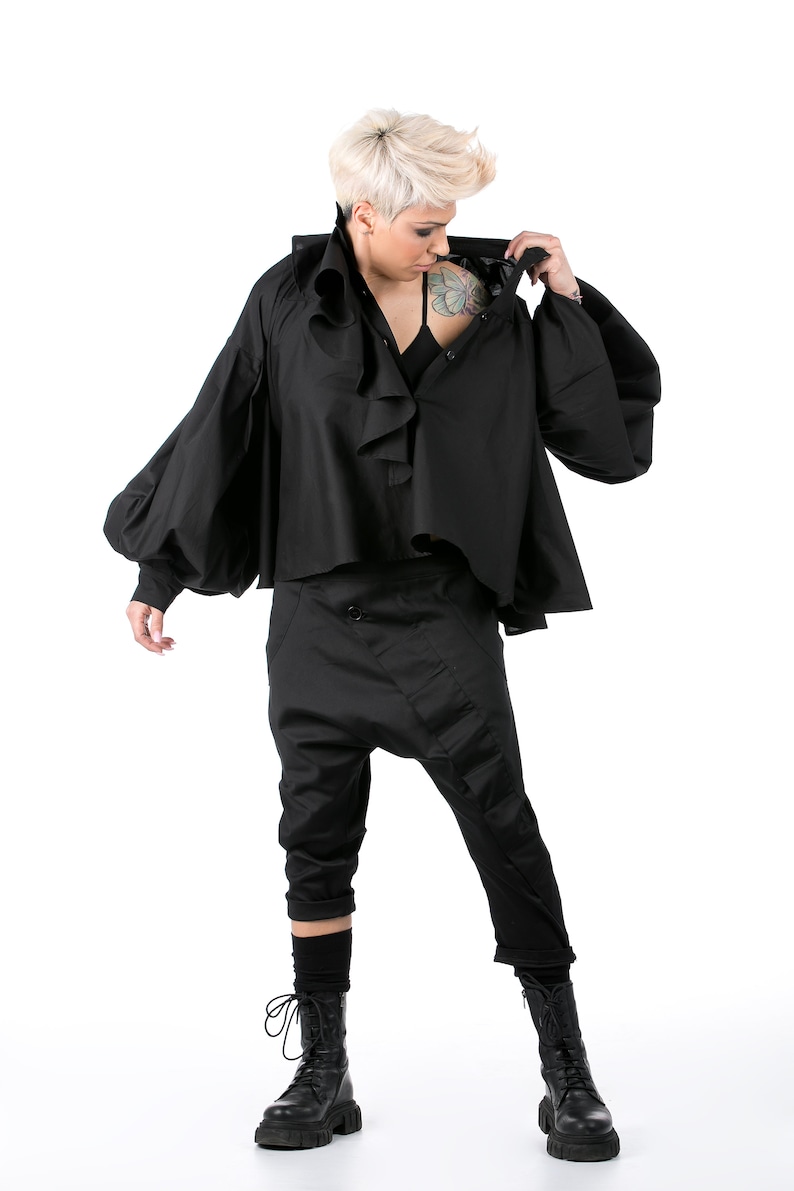 Cotton Capri Pants In Black, Women Drop Crotch Pants With Ruffle Elements, Casual Pants Capri, Comfy Pants Women, Extravagant Pants image 6