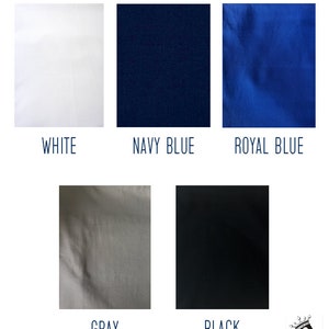 K&ouml;nnte beinhalten: F&uuml;nf Stoffmuster in verschiedenen Farben: Wei&szlig;, Marineblau, K&ouml;nigsblau, Grau und Schwarz.