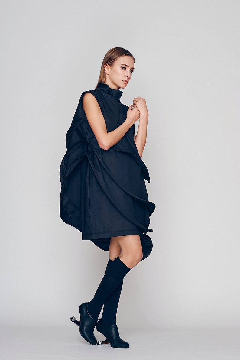 Vestido de cóctel azul marino, vestido formal, vestido de invitada de boda, ropa de vanguardia, vestido de noche, ropa futurista, vestido extravagante imagen 4