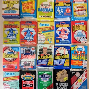 Baseball Cards Packs / Wax Cello Rack Packs / Rookies / HOF / Enorme lotto di 100 carte /