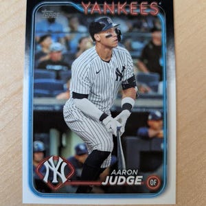 Carta da baseball di Aaron Judge / Carta Topps 2024 n. 99 / Condizioni quasi perfette / New York Yankees