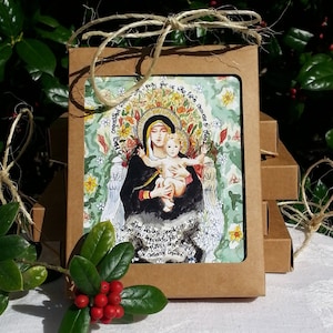 Katholieke kaarten voor alle gelegenheden met Onze Lieve Vrouw van de Lelies, Wonderbaarlijke Medaille, St Catherine Laboure, Madonna en Kind, set van 8 A2 notitiekaarten