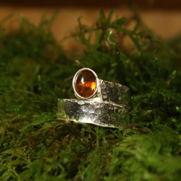 Ring. Sterling silver ring. Amber ring. Chunky ring. Womans Gift, Boho Jewellery. Gemstone ring, Amber jewellery